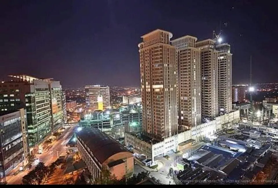 Morgan Suite Bgc Shortwalk3 Venice Mall Free Pool Gym Manila