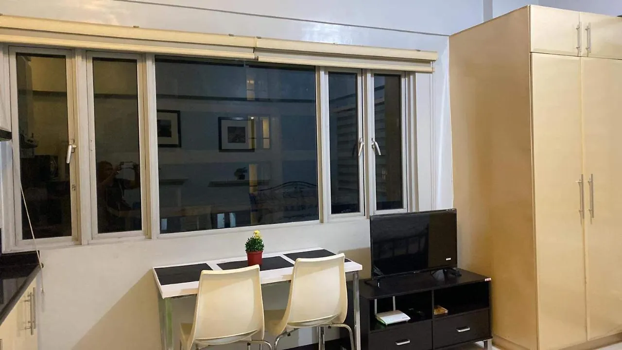 Apartment Morgan Suite Bgc Shortwalk3 Venice Mall Free Pool Gym Manila