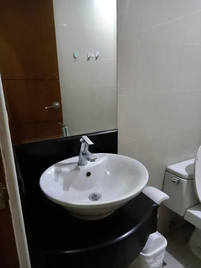 Morgan Suite Bgc Shortwalk3 Venice Mall Free Pool Gym Manila Philippines